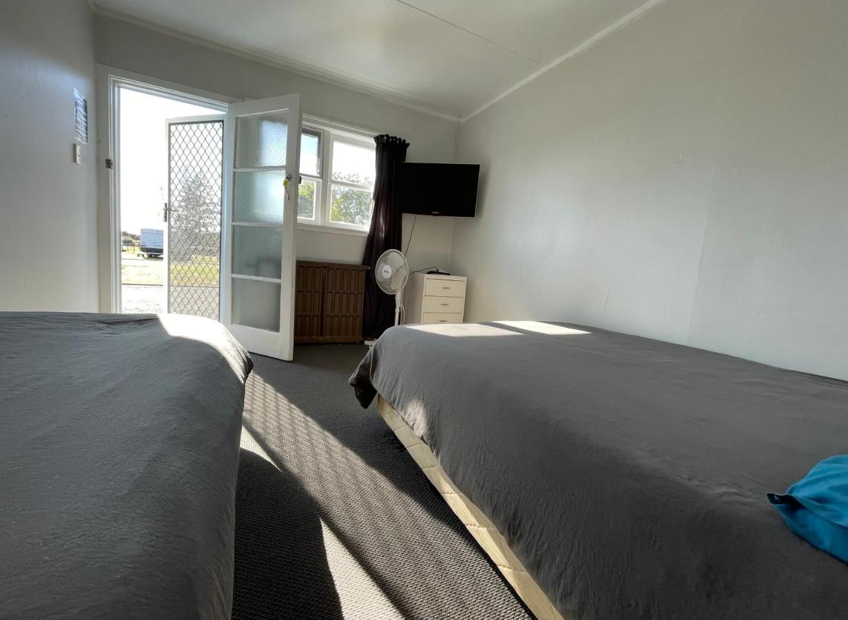 Oasis Motel & Holiday Park טוראנגי מראה חיצוני תמונה