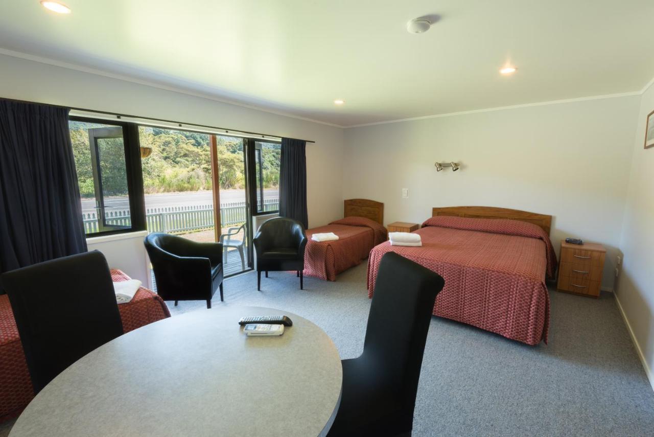 Oasis Motel & Holiday Park טוראנגי מראה חיצוני תמונה